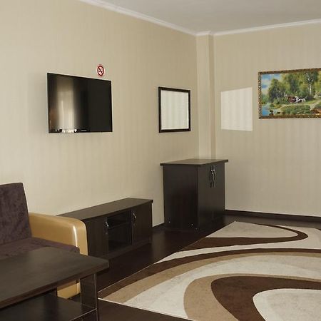 Home Hotel Astana المظهر الخارجي الصورة