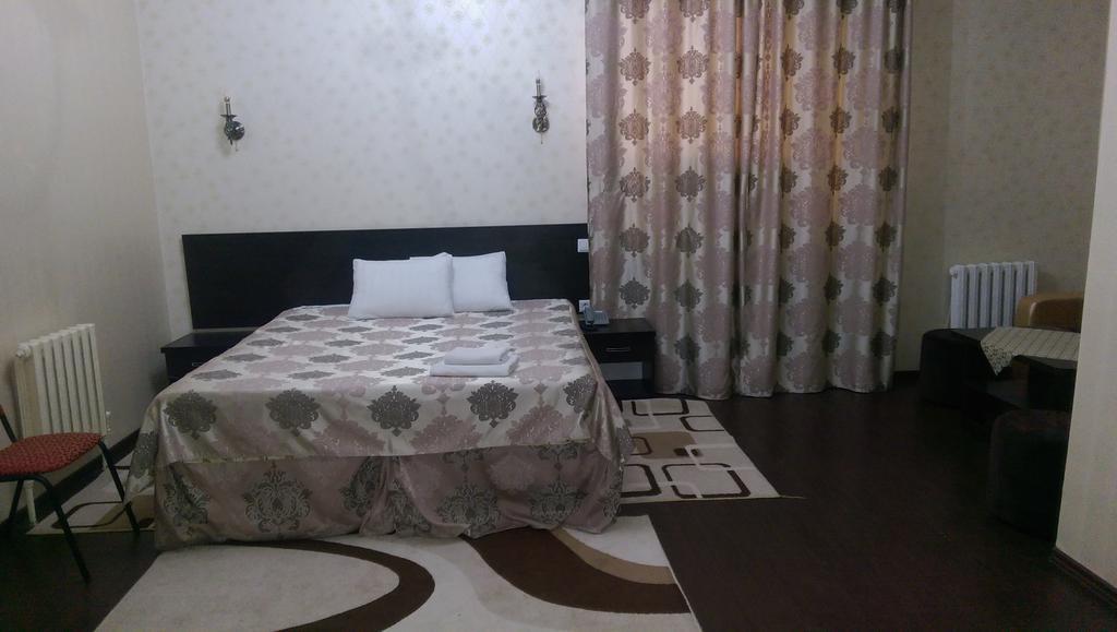 Home Hotel Astana المظهر الخارجي الصورة