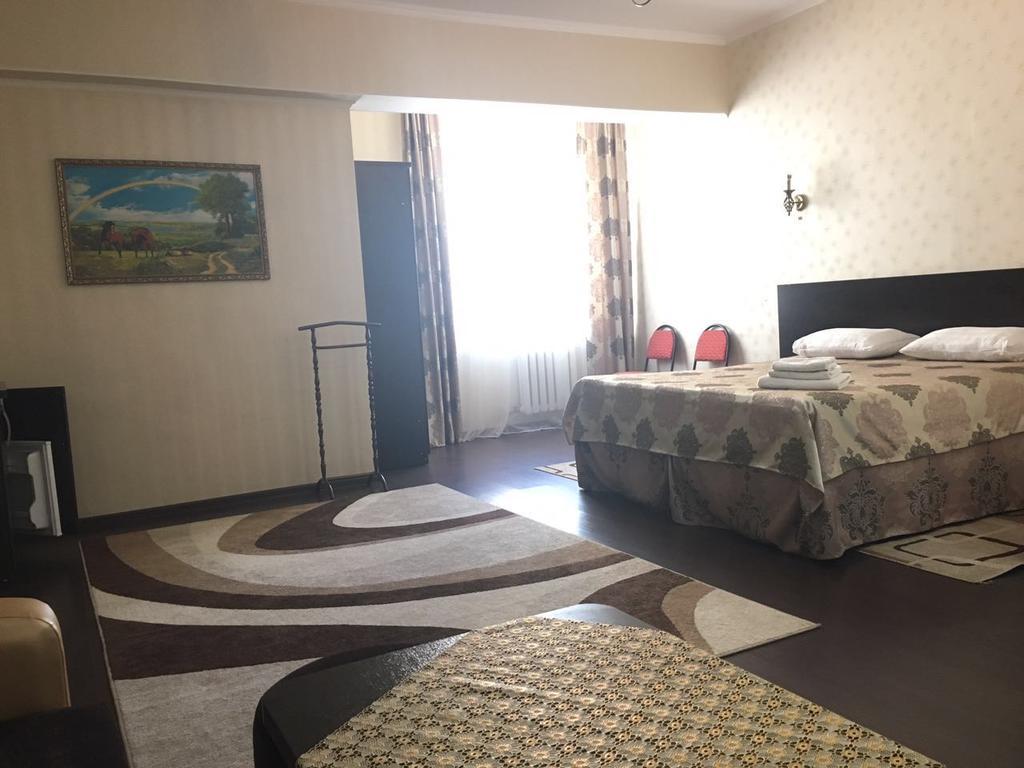 Home Hotel Astana المظهر الخارجي الصورة